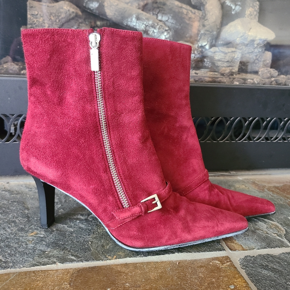 Stuart Weitzman Red Suede Zip-Up Square Toe Ankle Booties 3” Heel with buckles